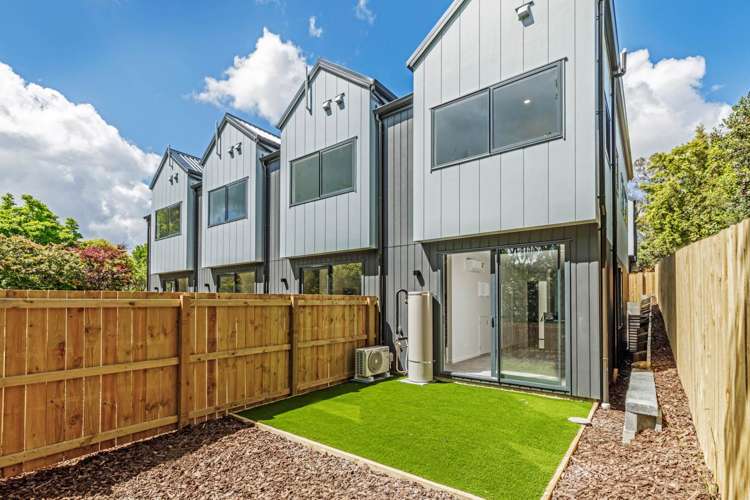 28b Noall Street Te Atatu Peninsula_11