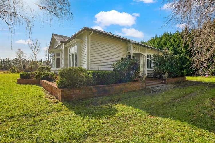 742 Downs Road West Eyreton_7