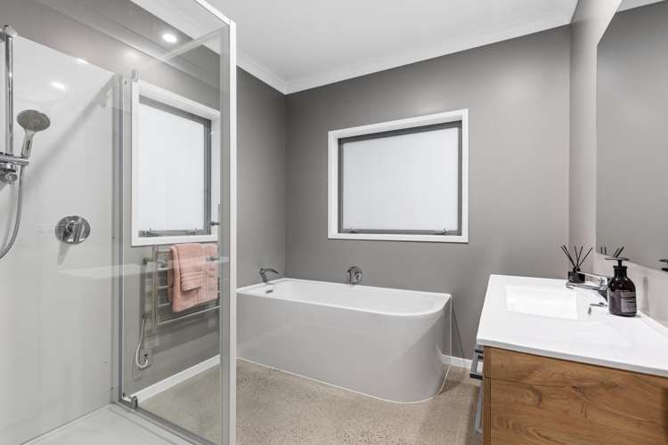 111 Oteki Park Drive Welcome Bay_38