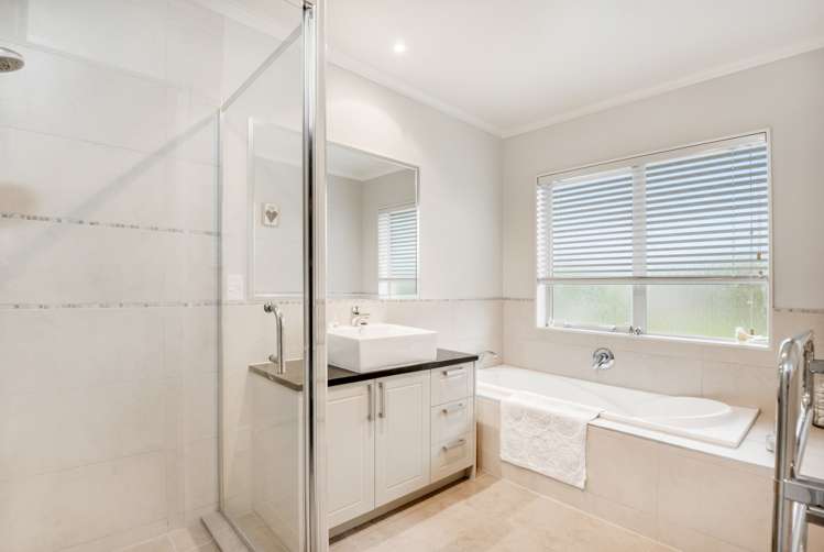 1400 Awhitu Road Pollok_13