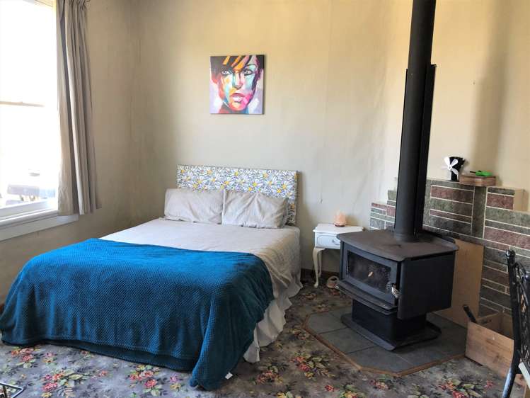 48 Burns Street Milton_9