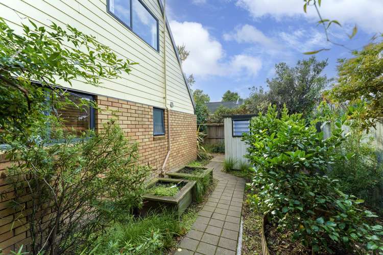 34 Riverview Street Beckenham_16