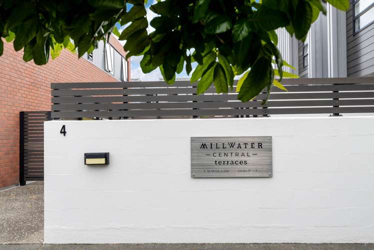 27/4 Stables Lane Silverdale_24