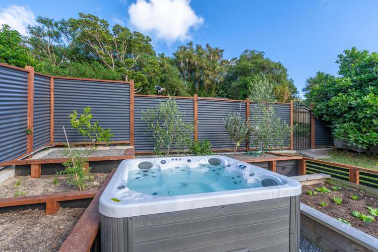 120 Rawhiti Road Pukerua Bay_15