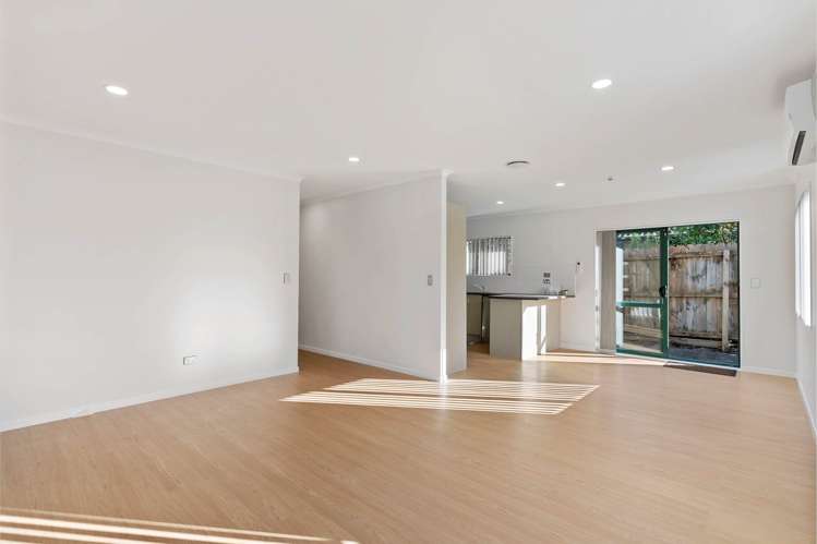 8 Carn Place Manurewa_19
