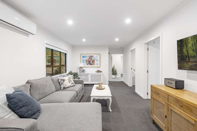 2 Fergusson Way Judea_19