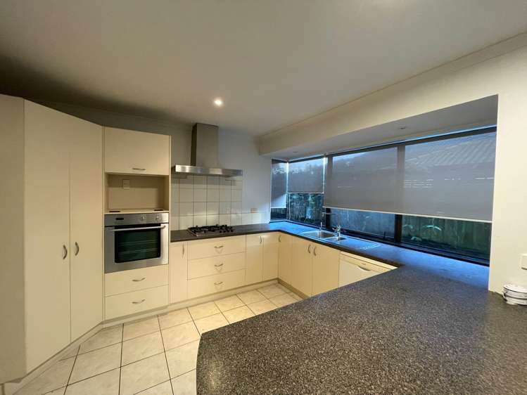 17 Erne Crescent East Tamaki_5