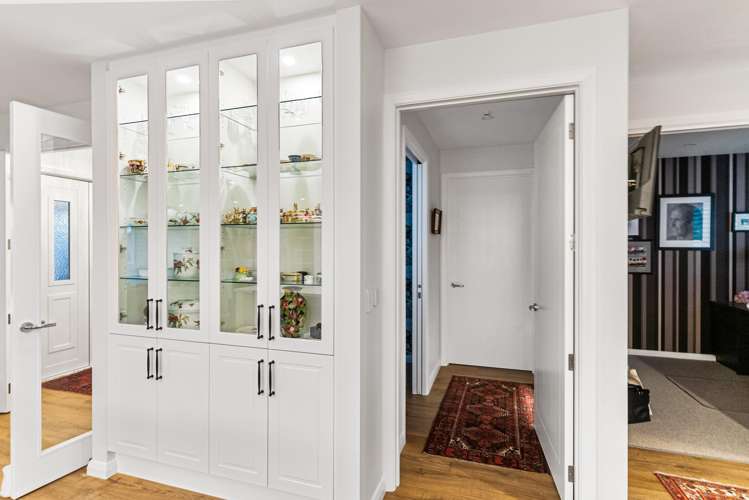 62 Carnaveron Drive Lincoln_10