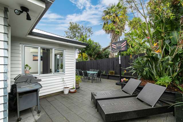 48 Makora Road Massey_1