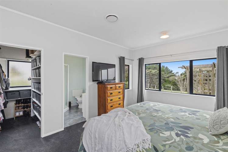 1389 Highway 22 Pukekawa_12