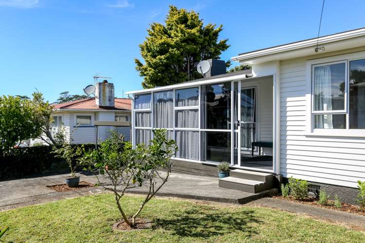 16 Trafalgar Street Westown_22