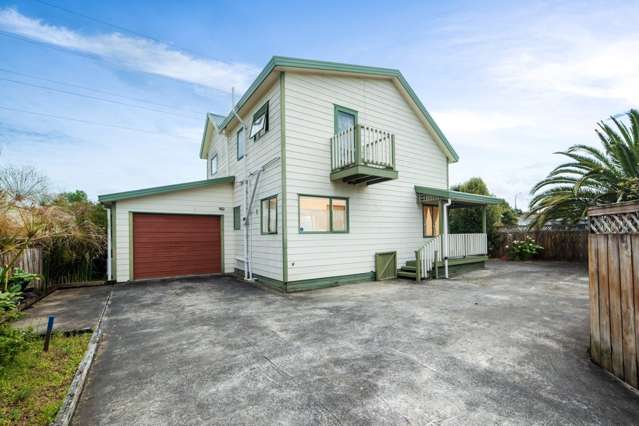 2/641 Richardson Road Mount Roskill_1