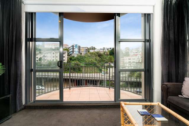 5O/154 The Terrace 1372_3