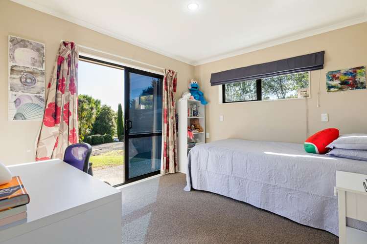 84 Highbrook Way Whatawhata_20