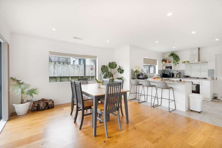 77 Grenada Drive Grenada Village_5