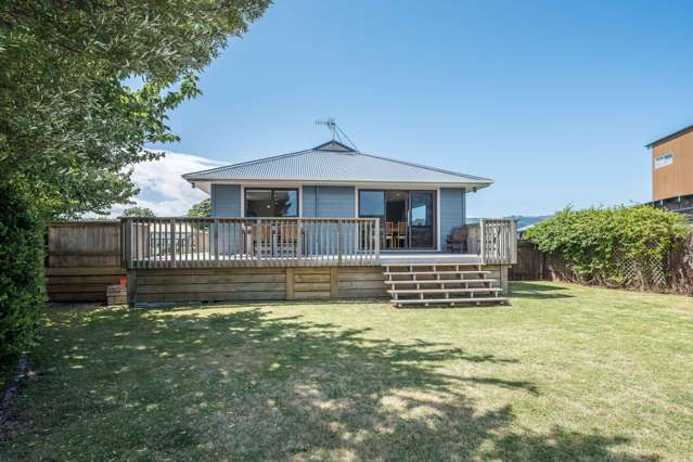 42 Hicks Crescent Waikanae Beach_1