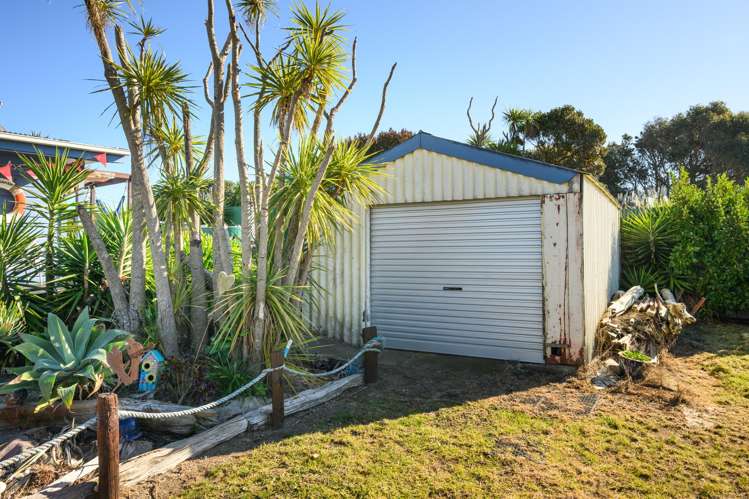 15a Hall Place Foxton Beach_24