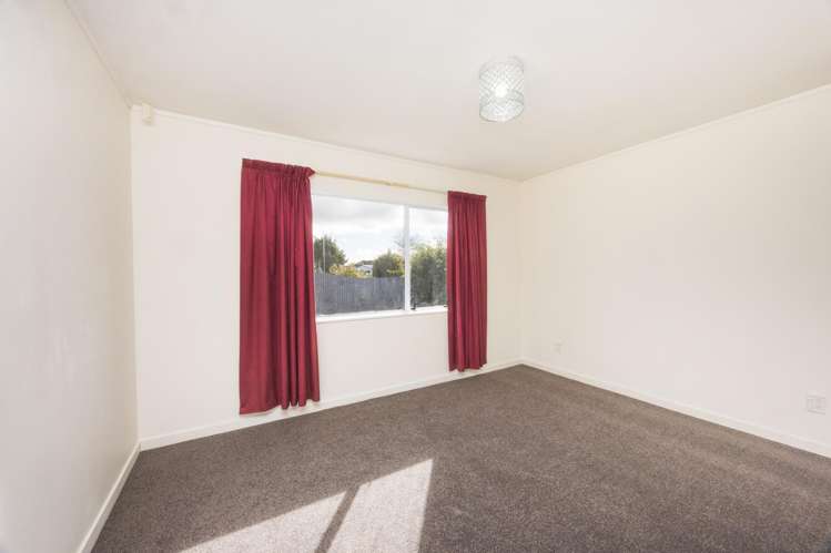 2/38 Hulme Street Roslyn_4
