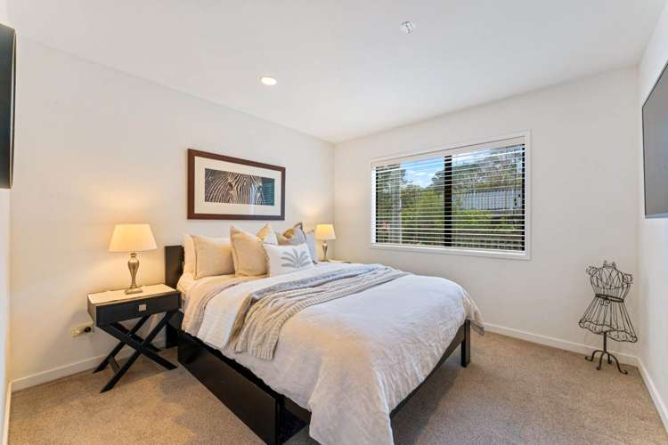 11B Balmain Road Birkenhead_24