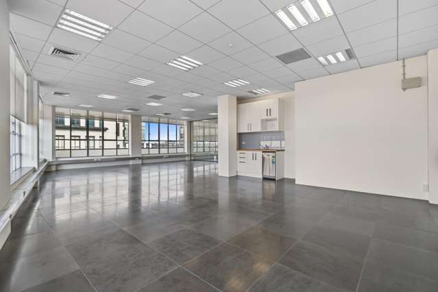 3rd Floor/149 Alexandra Street Hamilton Central_2