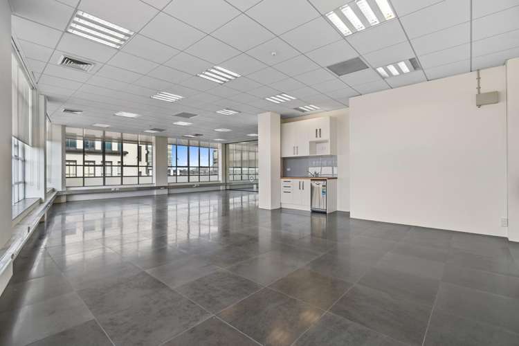 3rd Floor/149 Alexandra Street Hamilton Central_2