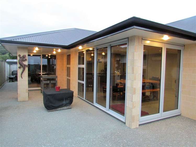 36 Karoro Place Karoro_21