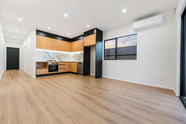 21 Puhikawa Street Massey_4