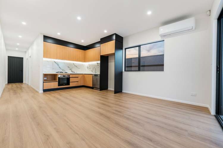 21 Puhikawa Street Massey_4