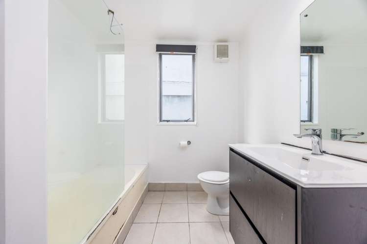 214/47 Hobson Street Auckland Central_7