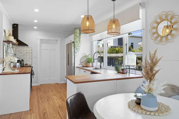 7 Belt Road Moturoa_5