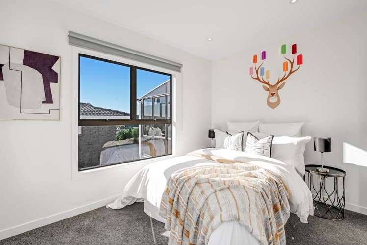 64 Shakespear Road Army Bay_18