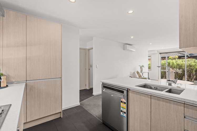 2/372 Worcester Street Linwood_5