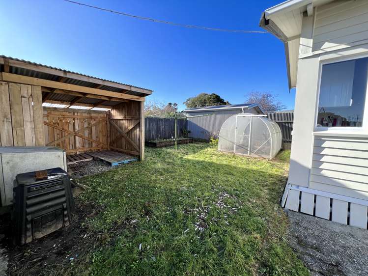 102 Park Street Hokitika_16