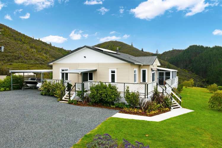 144 Moore Road Pipiwai_26