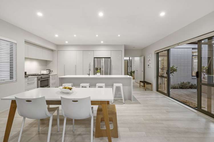 19 Andalusian Way Karaka_5