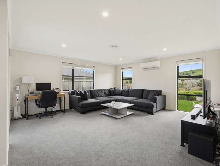 14 Urumaraki Avenue Helensville_7
