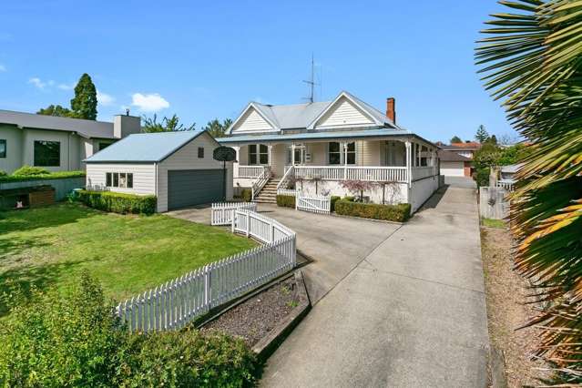 Character Villa Close to Town and Schools