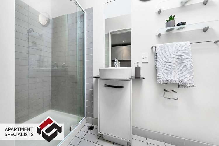 1214/10 Waterloo Quadrant Auckland Central_5