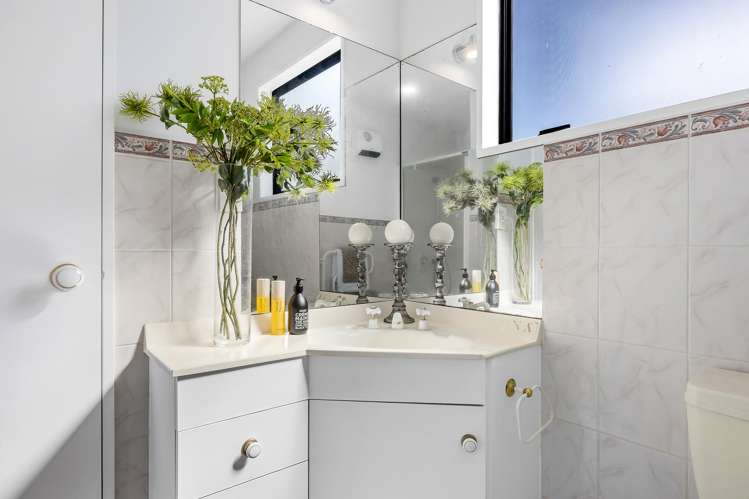 3 Pentonville Close Westmorland_13