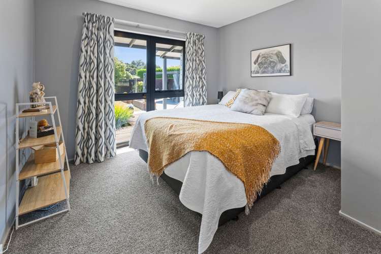 27 Eighty Eight Valley Road Wakefield_12