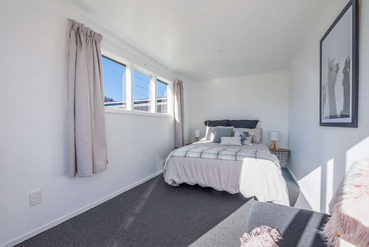 23 Dover Road Wainuiomata_16