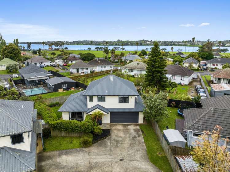 35b Coral Crescent Panmure_15