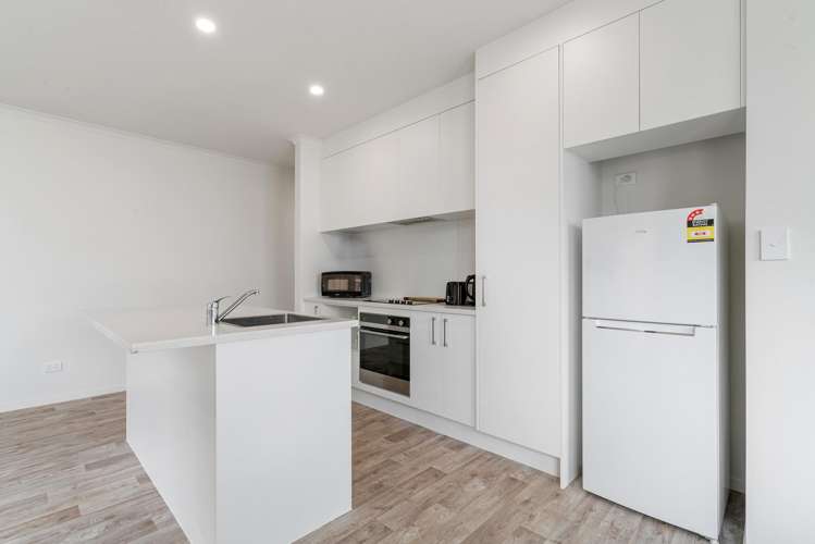 9/16 Russell Road Manurewa_4