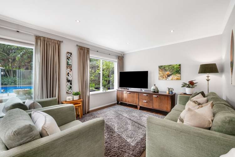 11 Holly Way Sunnyhills_6