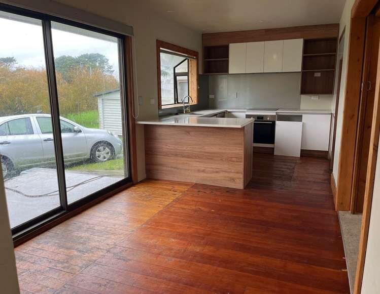 171 Access Road Kumeu_9
