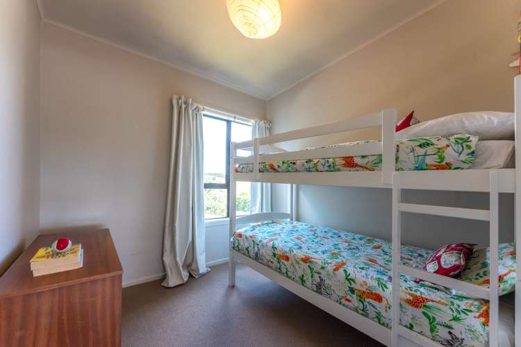 2 Bryan Road Surfdale_13