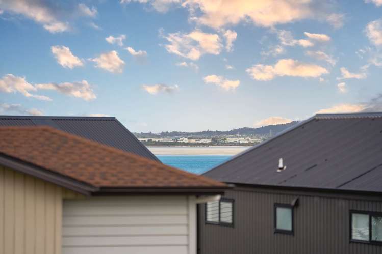 8/18 Scott Road Hobsonville_12