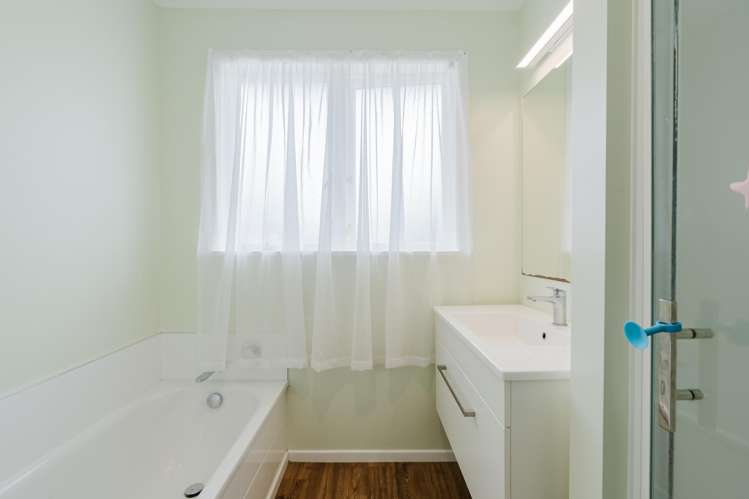 23 Springfield Crescent Enderley_9