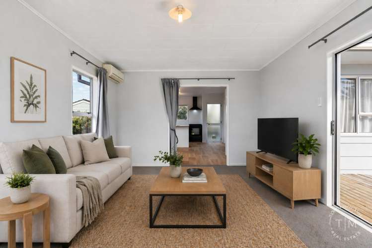 5 De Bloge Place Clendon Park_3