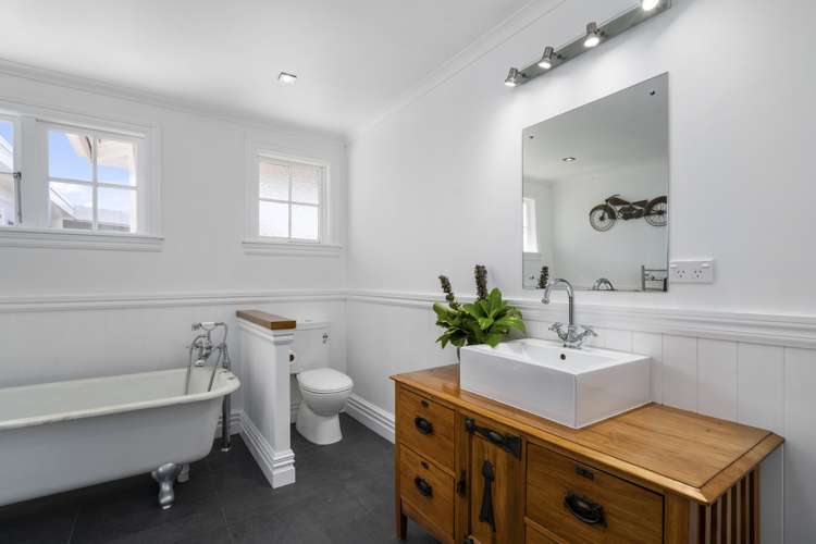 817 Egmont Road Hillsborough_15